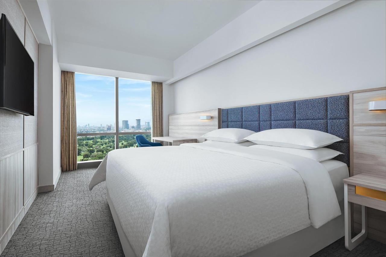 Four Points By Sheraton Surabaya, Pakuwon Indah Dış mekan fotoğraf