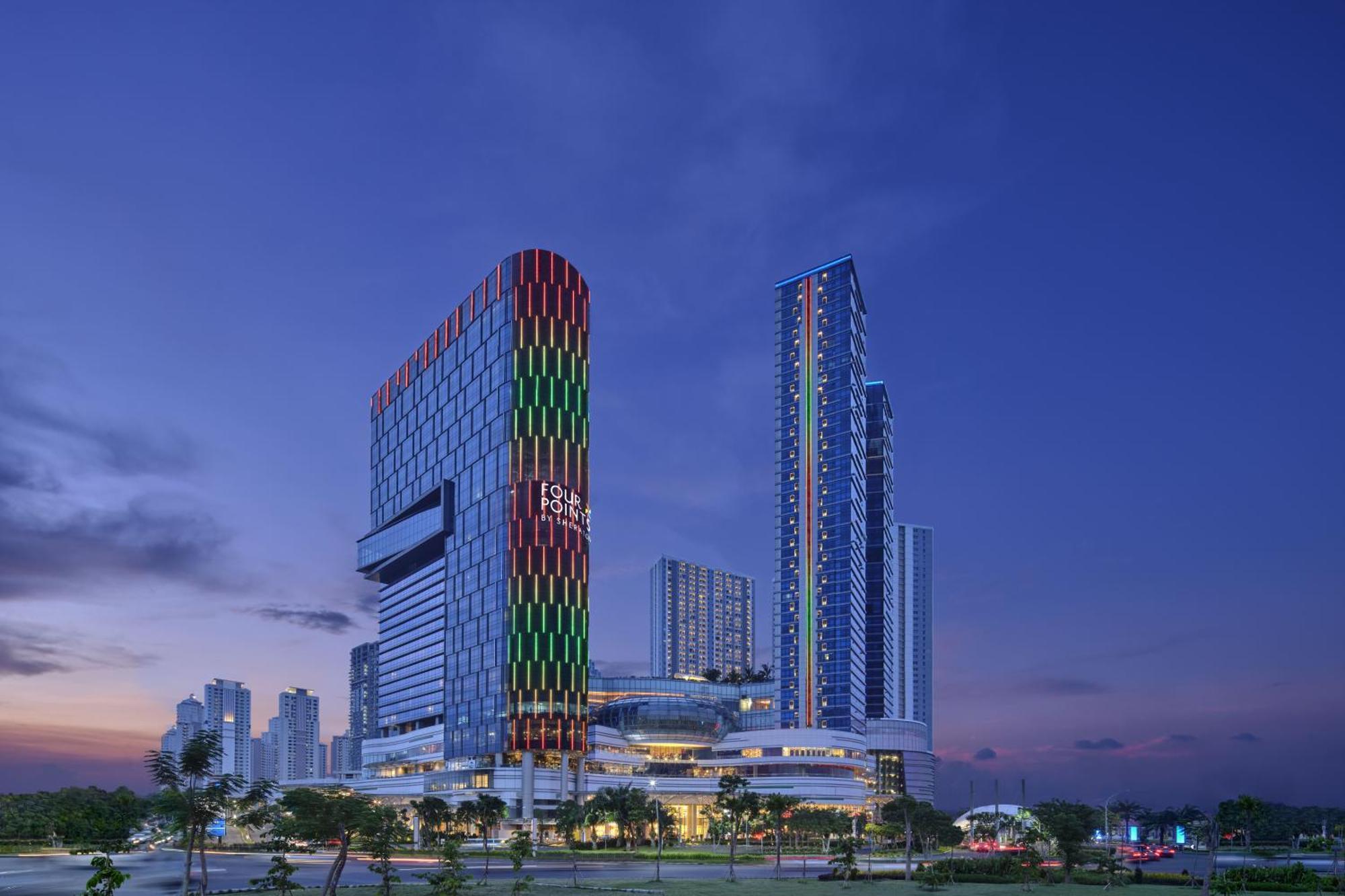 Four Points By Sheraton Surabaya, Pakuwon Indah Dış mekan fotoğraf